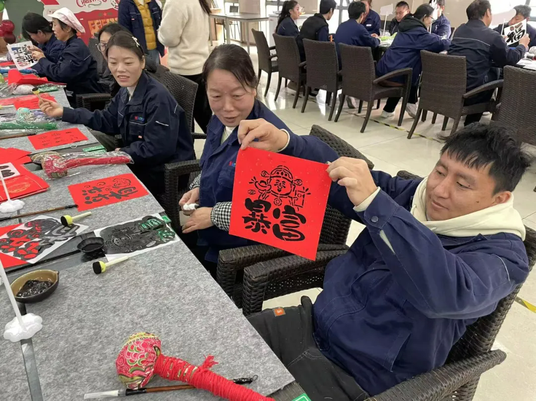 1735551032565308.png 3.webp.png